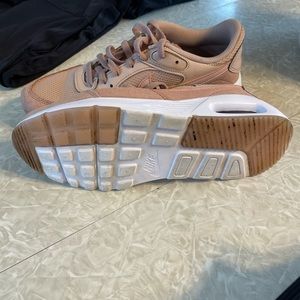 Blush Nike Air Max